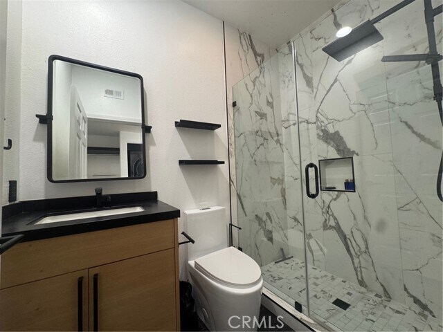 Building Photo - 12011 Goshen Ave