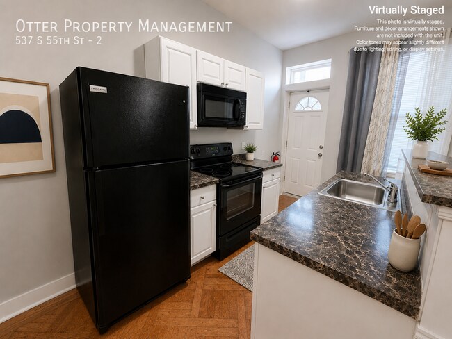 Building Photo - 537 S 55th St