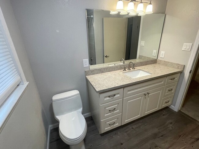 Building Photo - $3195 / 3 BR 2 BTH- Best deal for a 3-bedr...