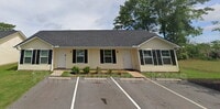 Building Photo - 204 Walnut Hill Dr