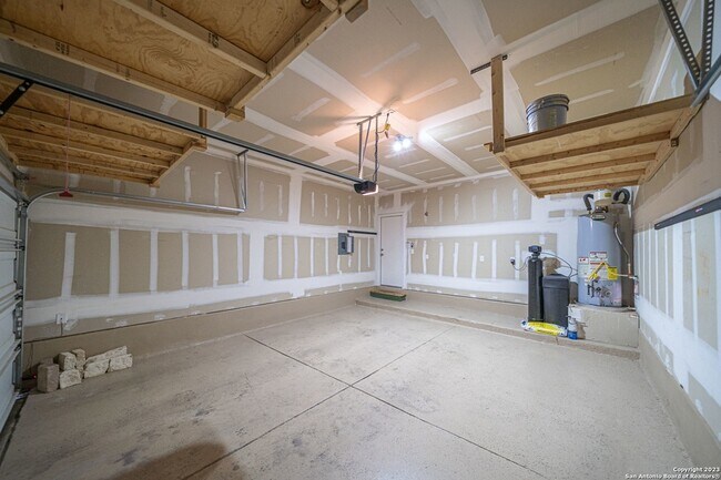 Building Photo - 12911 Brewster Mill