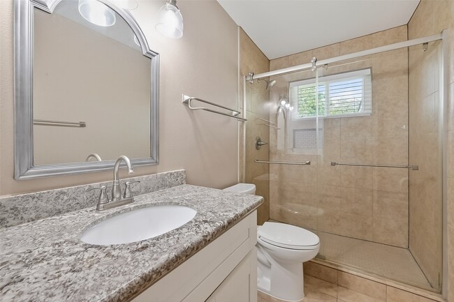 Building Photo - 12002 Hillcroft St