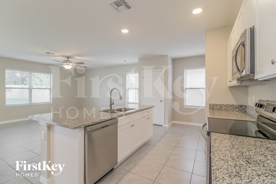 Building Photo - 3150 Timber Hawk Cir