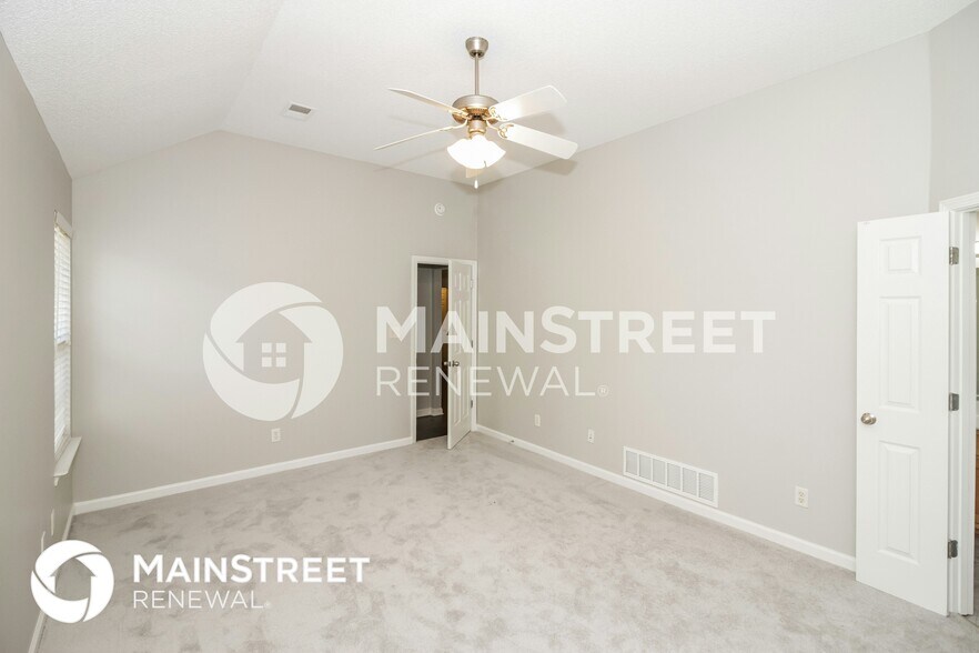 Building Photo - 9135 Tremont Dr