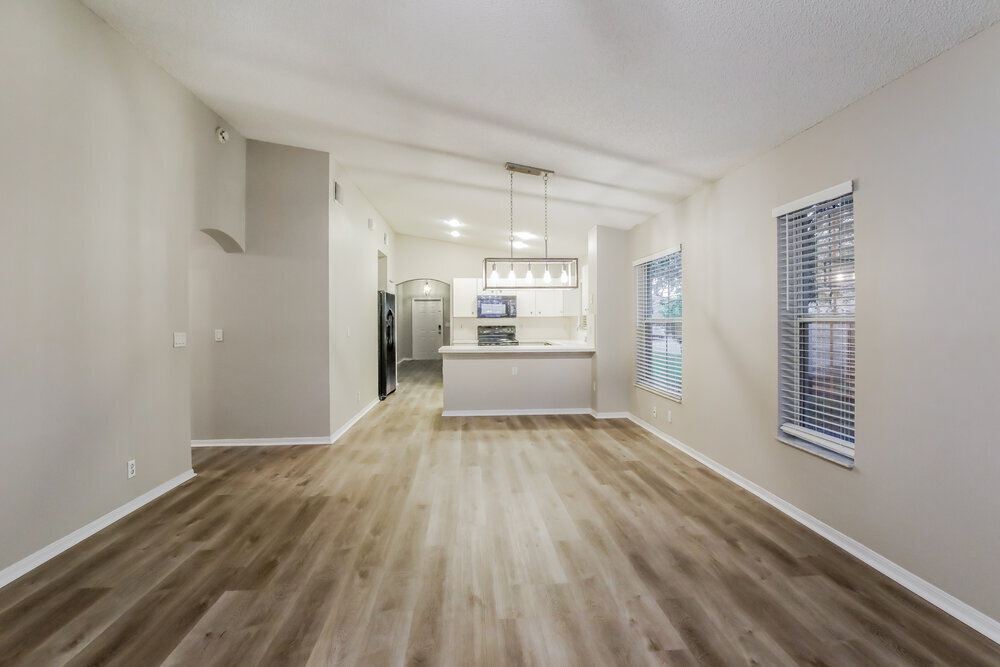 Building Photo - 16203 10th St