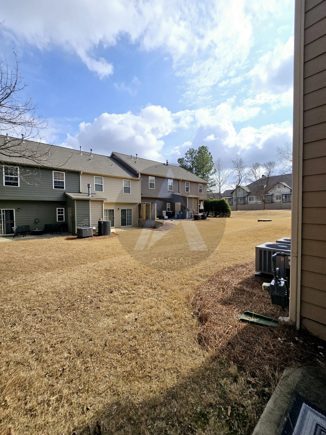 Building Photo - 1910 Grenache Ln