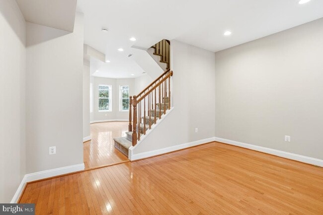 Building Photo - 3117 11th St NW