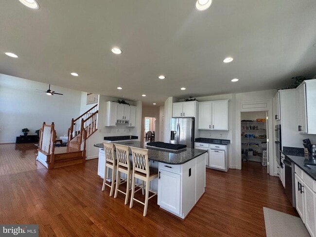 Building Photo - 5117 Sante Fe Ct