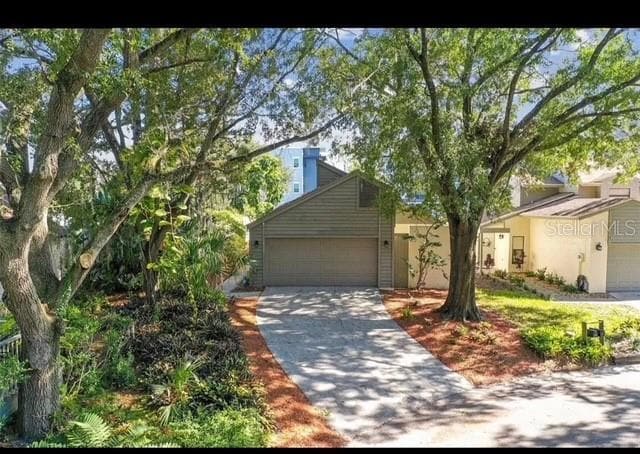 Primary Photo - 13713 Lazy Oak Dr