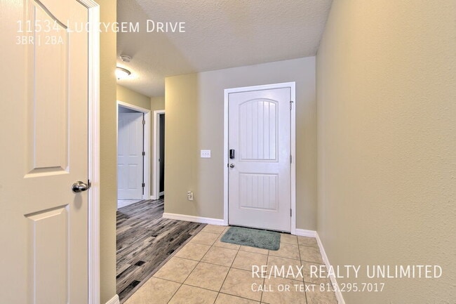 Building Photo - 11534 Luckygem Dr