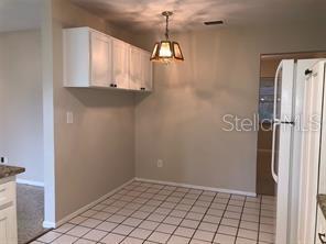 Building Photo - 461 Riverview Ave