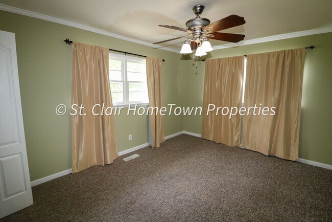 Building Photo - Cozy Home in Odenville
