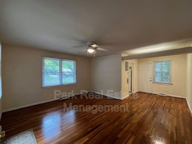 Building Photo - 117 Purefoy Rd