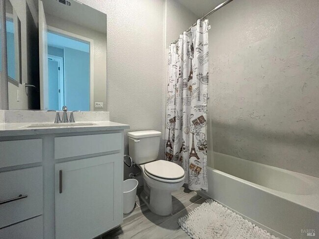 Building Photo - 312 Pear Tree Ter