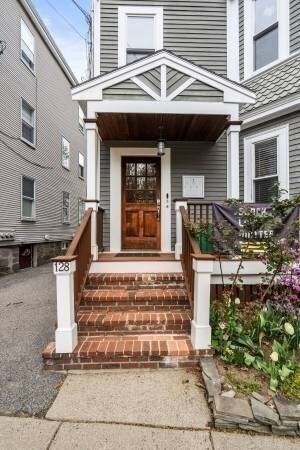 Building Photo - 127 Chestnut St