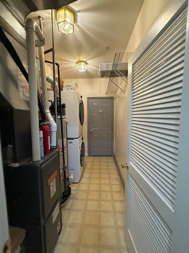 Building Photo - 76 Lyon Ct