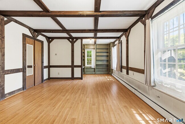 Building Photo - 15 Lancer Rd