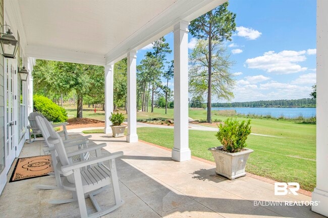 Building Photo - 32491 Water View Dr E