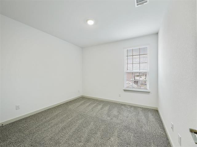 Building Photo - 543 Eiseley Dr