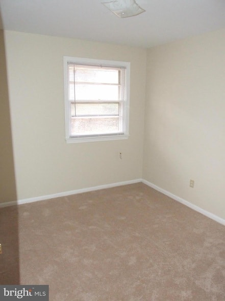 Building Photo - 8116 Carrollton Pkwy