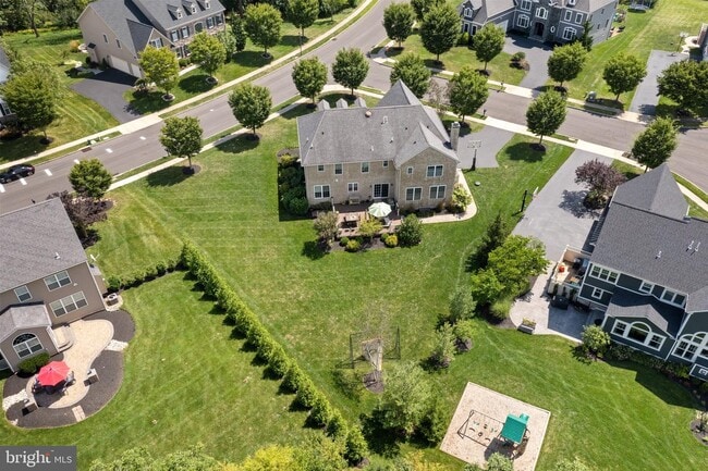 Building Photo - 921 Putting Green Cir