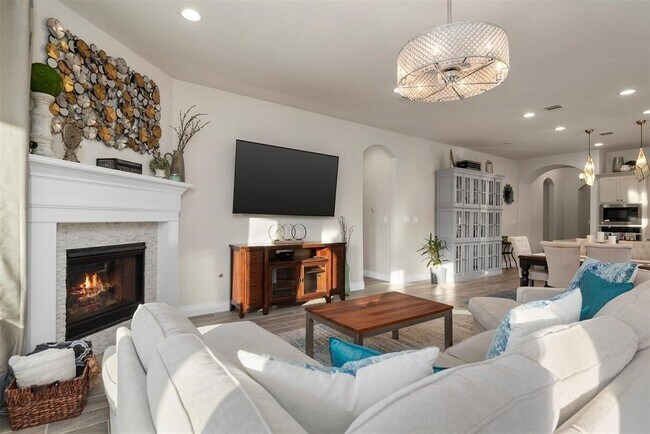 Building Photo - 28196 Knight Peak Dr