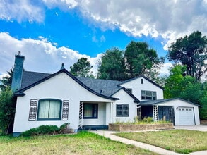 Building Photo - 401 Cheyenne Blvd