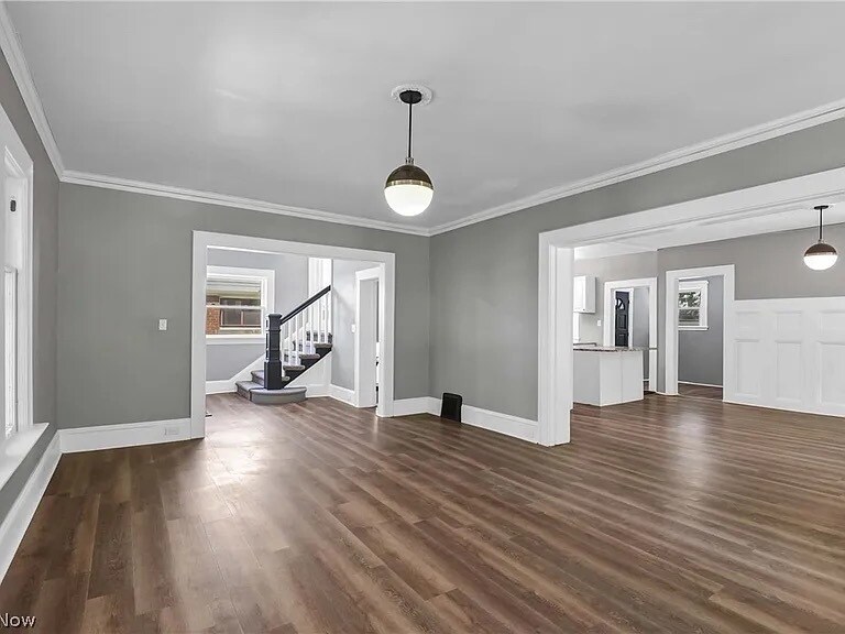 Building Photo - 2231 Bellfield Ave