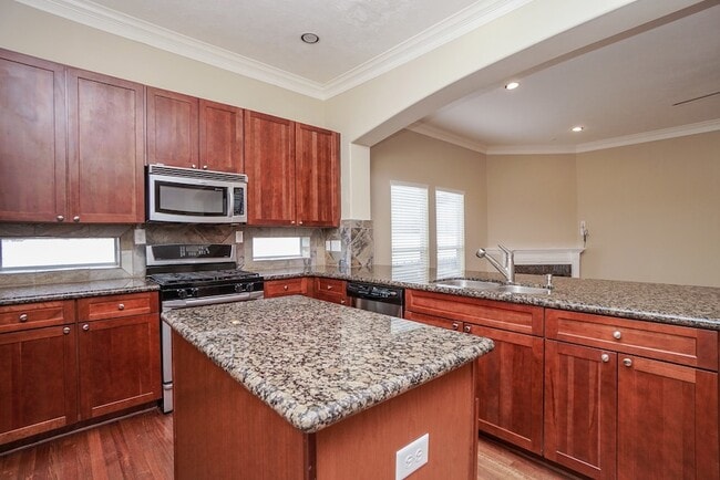 Building Photo - 5730 Kansas St