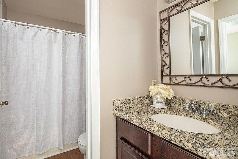 Building Photo - 515 Brent Rd