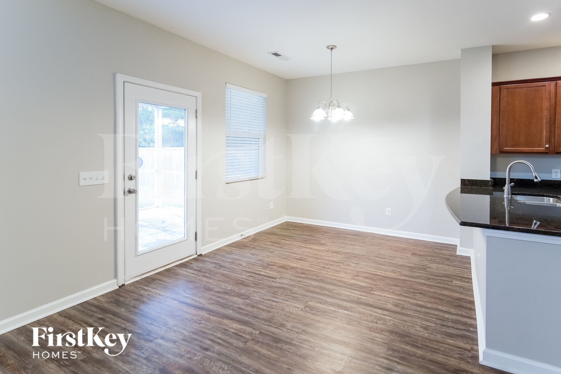 Building Photo - 283 Cameron St