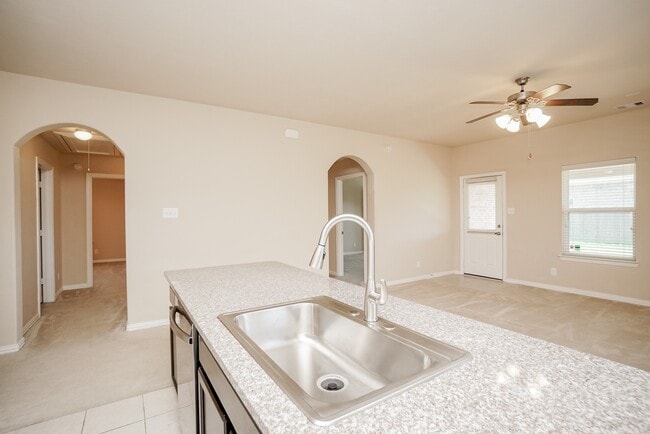 Building Photo - 26519 Grey Sparrow Dr