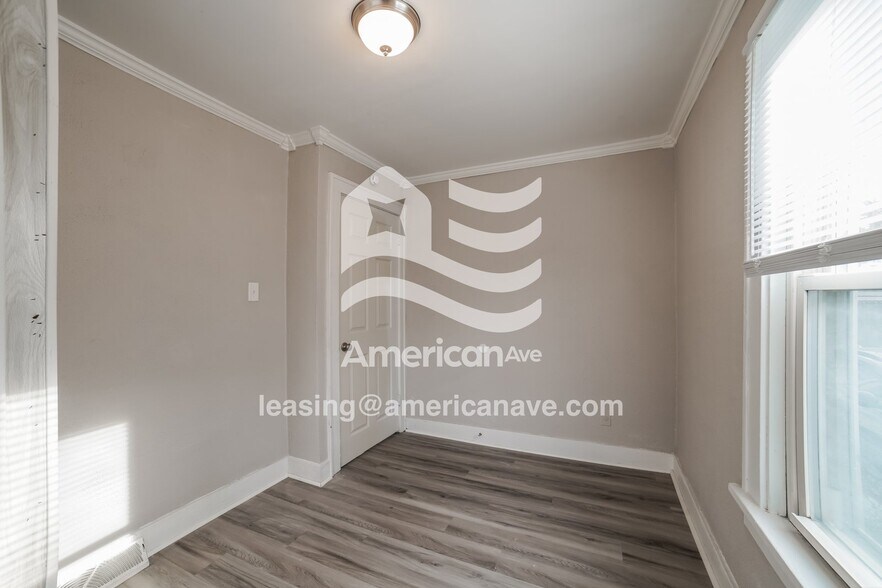 Building Photo - 1117 Woodlawn Ct