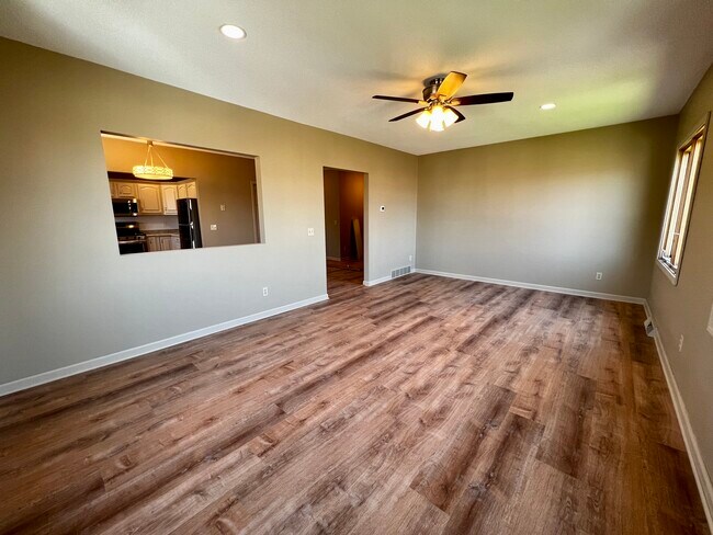 Building Photo - 310 Joe McCarthy Dr