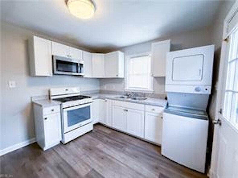 Building Photo - 3403 Dartmouth St