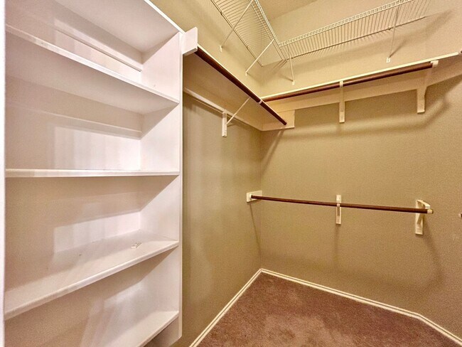 Building Photo - 1801 Rachel Ln