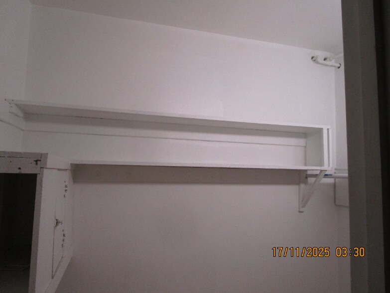 Building Photo - 608 Central Ave