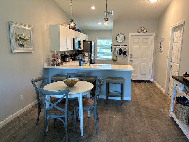 Building Photo - CHARMING 3 BEDROOM, 2 BATH HOME BUILT IN 2022 IN EAST STUART