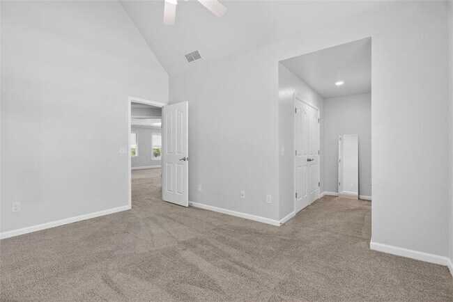 Building Photo - 4537 Grandview Pkwy