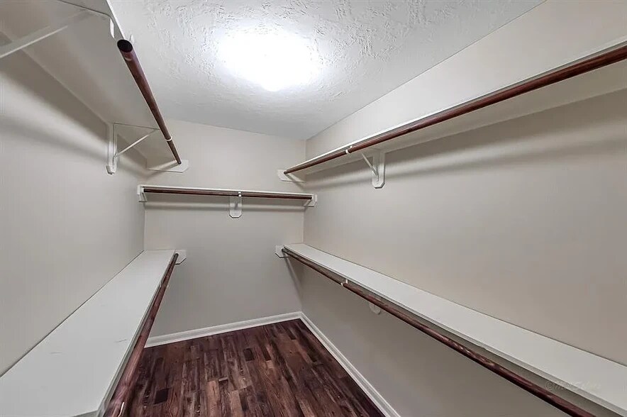 Building Photo - 3315 Candlepine Dr