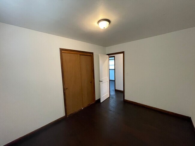 Building Photo - 4820 N 91st St
