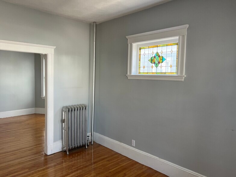 Building Photo - 48 Bowdoin St