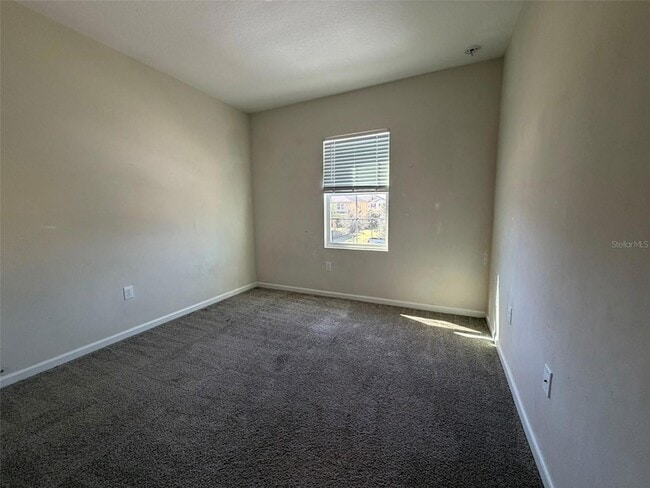 Building Photo - 9360 Tecumseh Dr