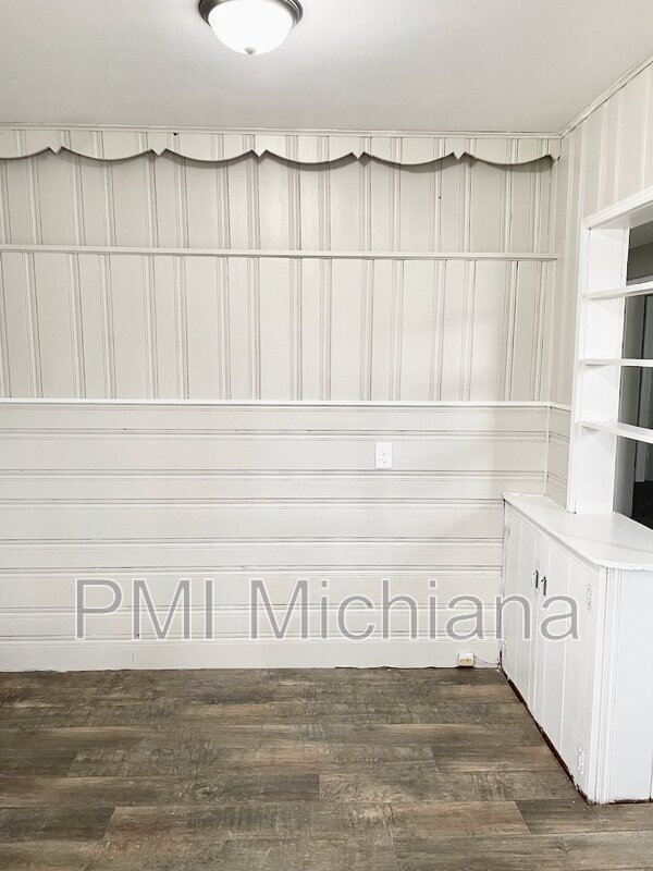 Building Photo - 312 Harrison St