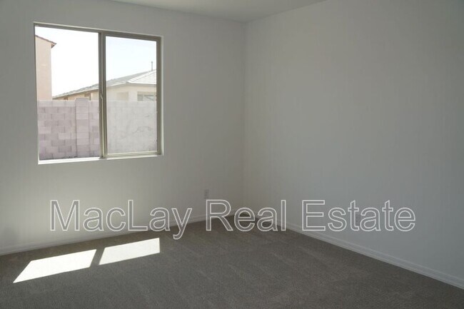 Building Photo - 6123 S Oxley
