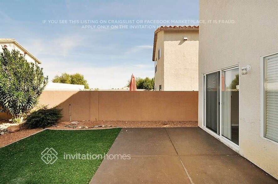 Building Photo - 7612 Constantinople Ave