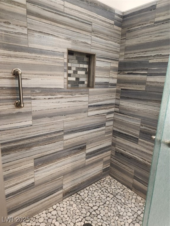 Building Photo - 9238 Alpine Bliss St