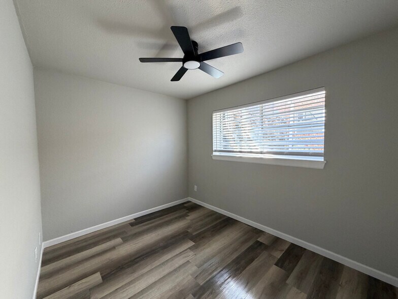 Building Photo - 501-507 W Spruce St