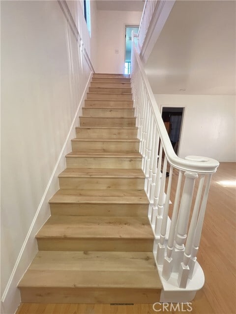 Building Photo - 5522 Farna Ave