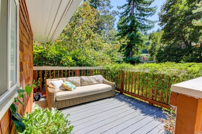 Building Photo - 346 Corte Madera Ave